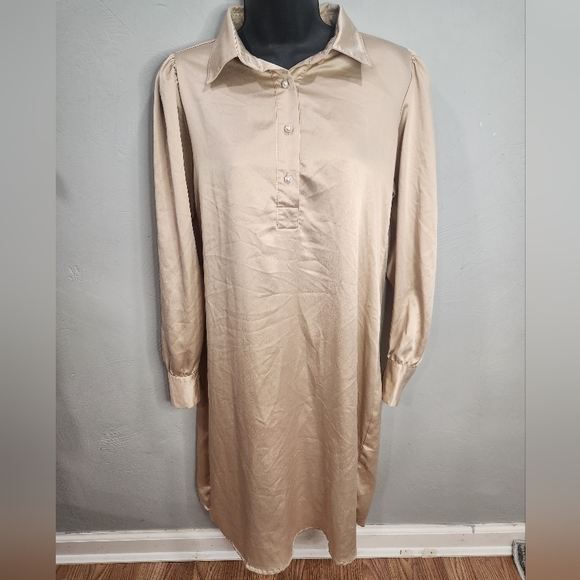 Wuko Gals~ Satin like long sleeve pearl buttons down, sand midi dress, Sz XS - Picture 5 of 13
